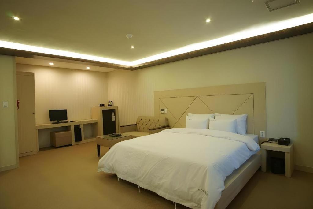 Hotel W Shinjeju Exterior foto